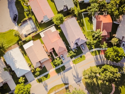 aerial view of homes in niceville florida neighborhood